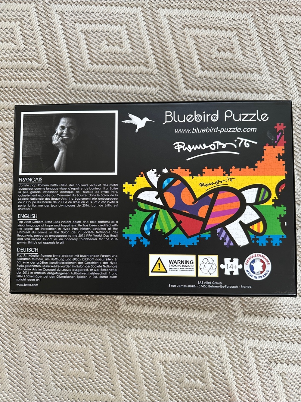 Romero Britto - Collage: Hearts and Flowers | 1500 Piece Puzzle - Picture 3 of 3